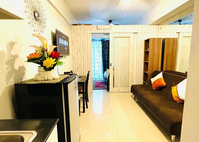 Апартаменты Sea Residences Moa Complex Paul Манила